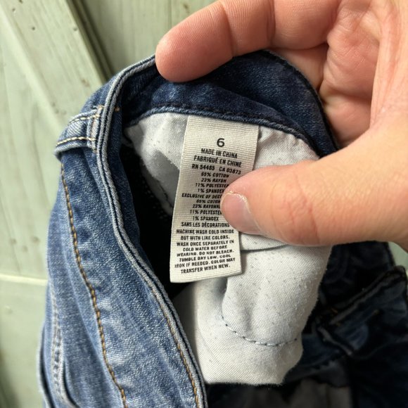 American Eagle Super Stretch Cutoff Shorts Size 6 - Picture 14 of 15